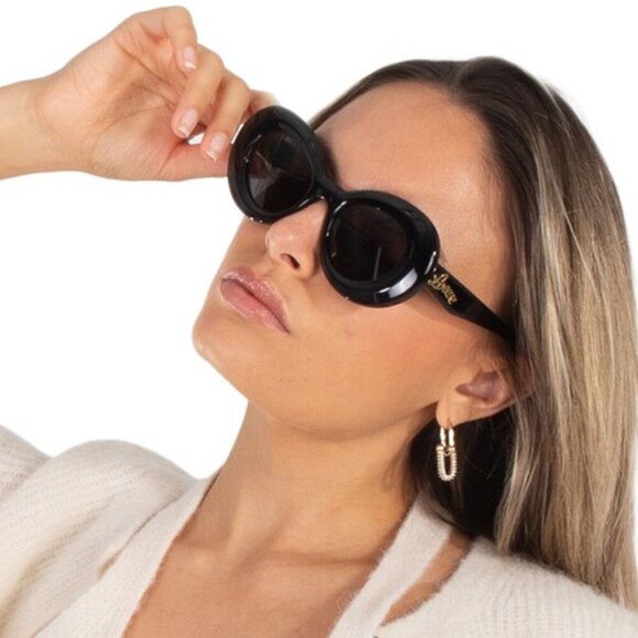 Loewe Women Sunglasses Black Grey Cat Eye LW40112I WING 01A NEW AUTHENTIC main image 4